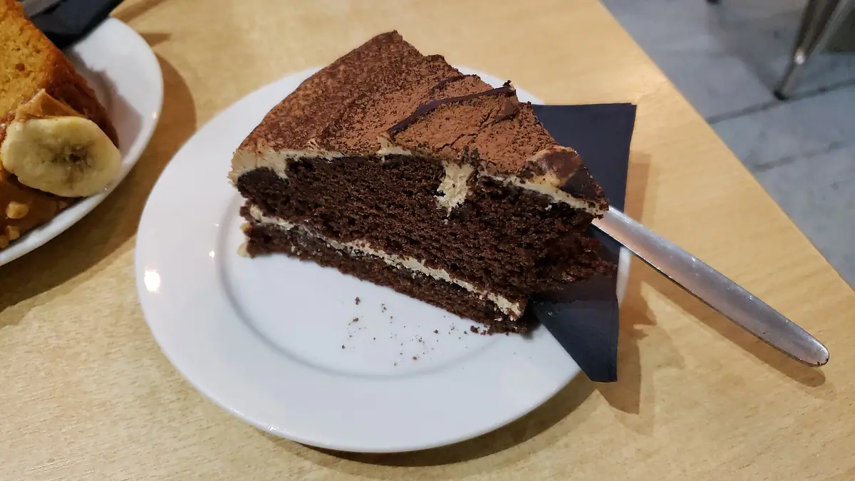 Katsouris Deli – cake shop in Manchester town centre